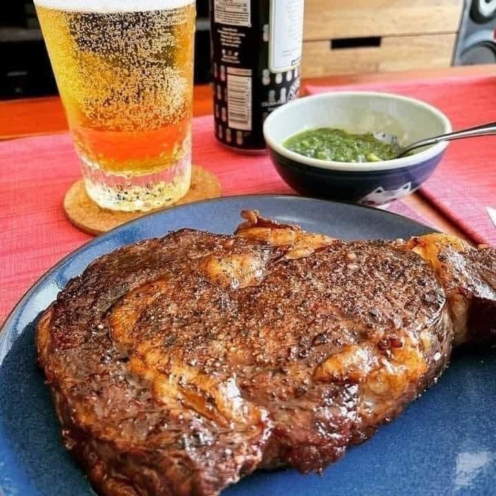 Filete Ribeye para el almuerzo