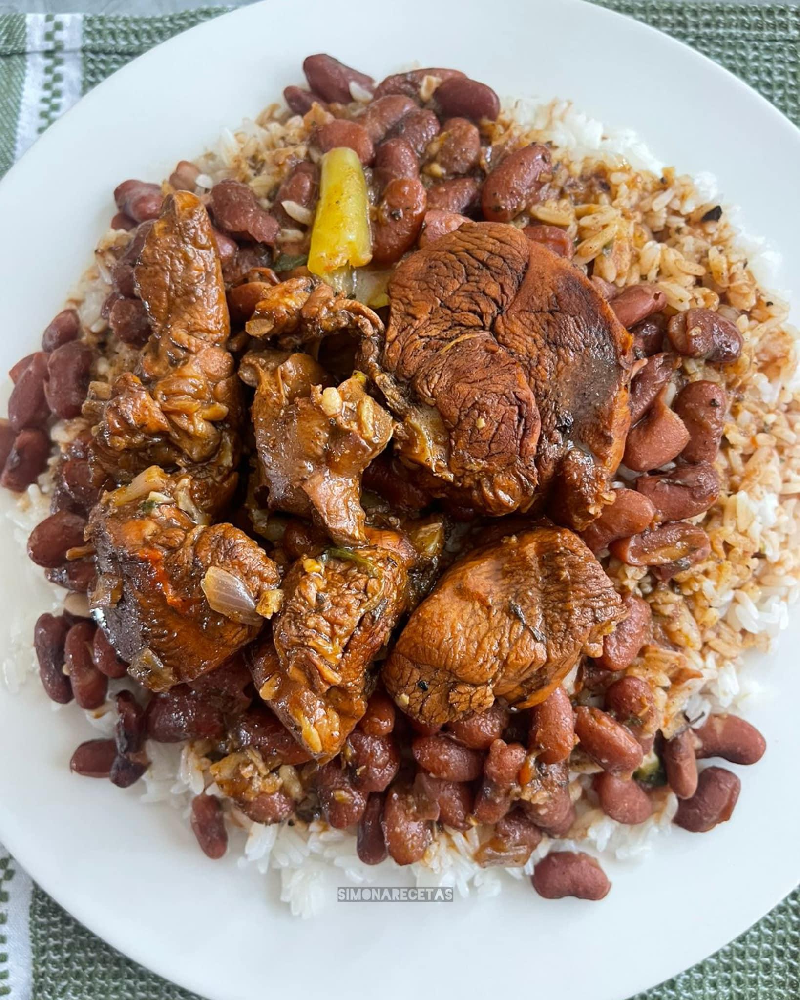 Pollo guisado delicioso y muy fácil