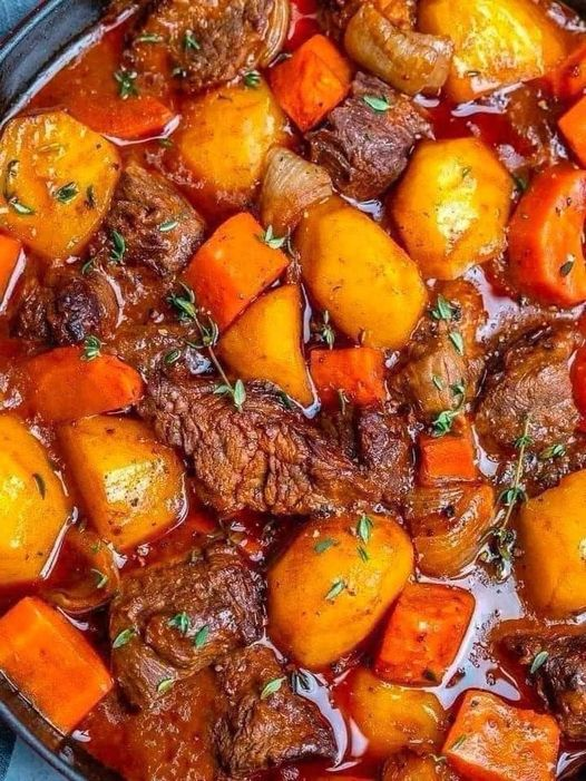 RECETA CLÁSICA DEL GUISADO DE CARNE