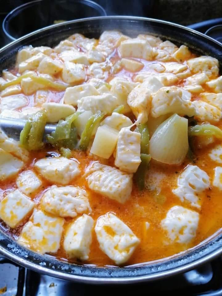 CALDITO DE PAPA  CON QUESO.