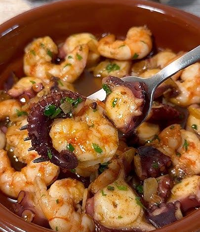 Pulpo al Ajillo