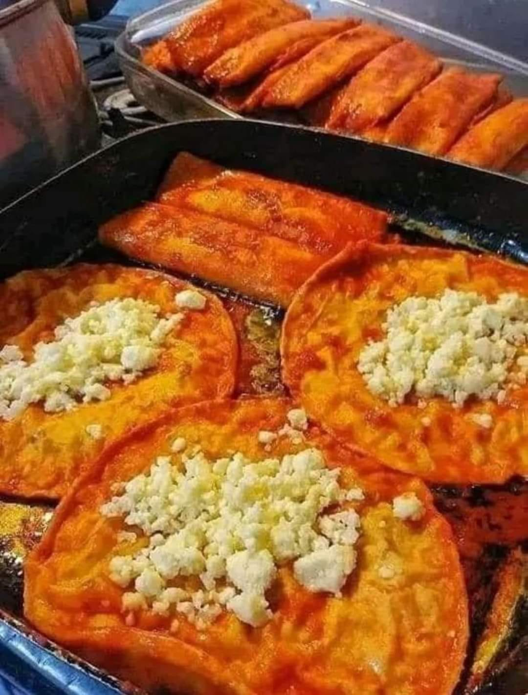 ENCHILADAS ROJAS SENCILLAS