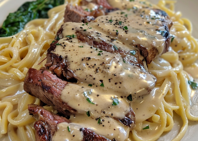 Filete Alfredo con Gorgonzola y Salsa Cremosa de Parmesano