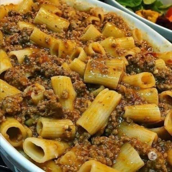 Pasta con carne molida