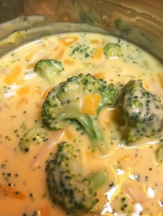 Receta de sopa de brócoli y queso cheddar