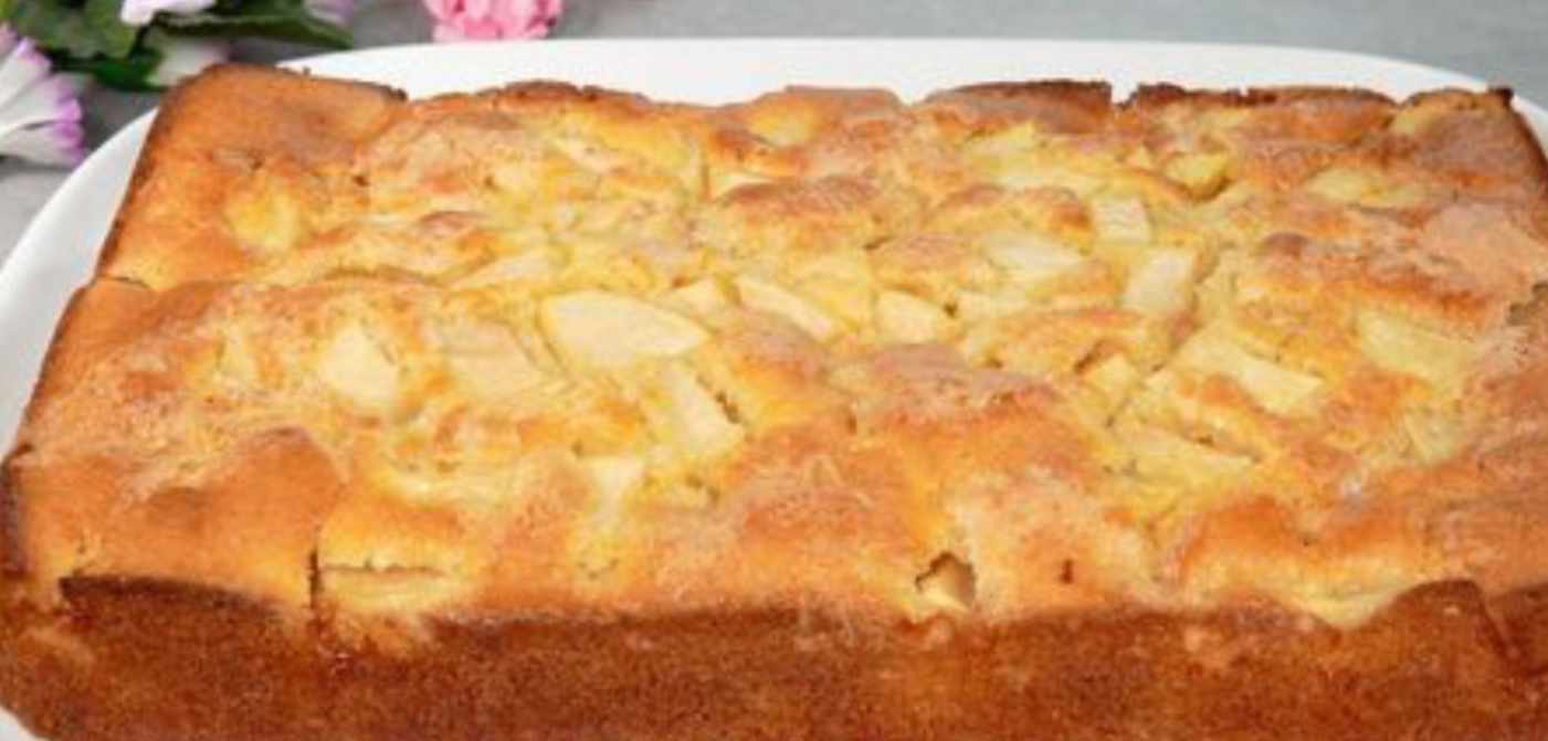 Derretir en la boca, ¡la receta más fácil de tarta de manzana en 5 minutos!