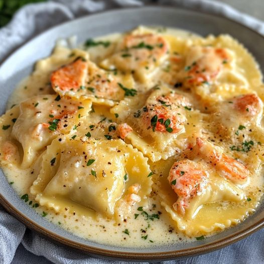 Ravioli de Langosta en Salsa de Vino Blanco