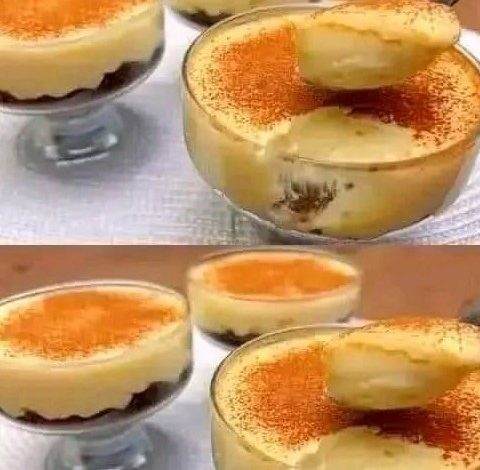 Copas cremosas de plátano y caramelo