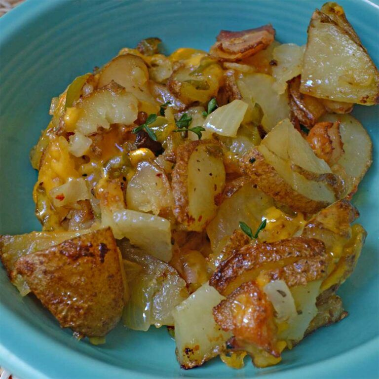 PATATAS Y CEBOLLAS FRITAS AL HORNO