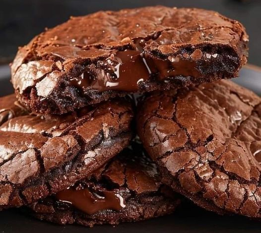 Galletas de lava de chocolate pegajosas