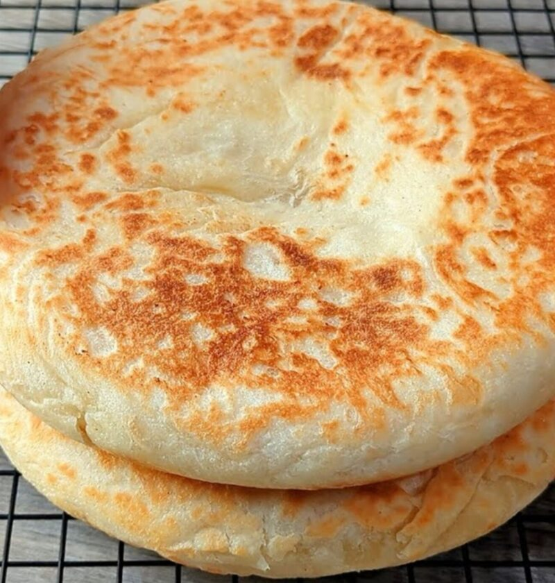 Una receta sabrosa y nutritiva para hacer pan casero para el desayuno