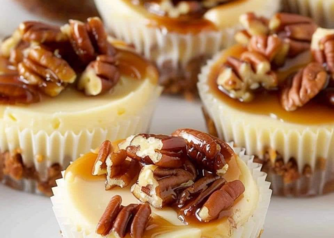 Mini bocados de tarta de queso con nueces y nueces