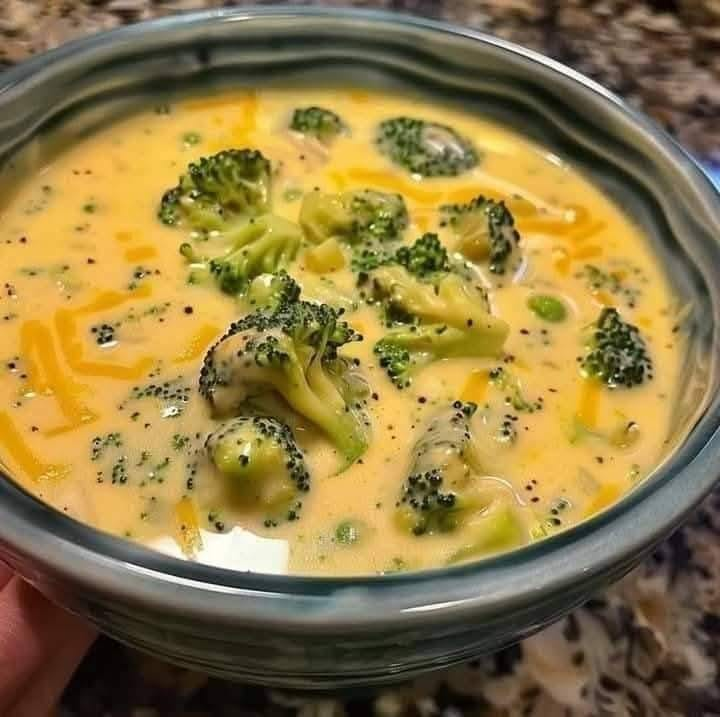 Sopa De Brócoli Y Cheddar