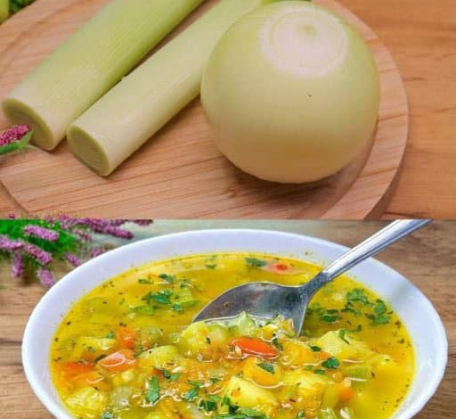 Sopa Reconfortante de Verduras con Picatostes Caseros