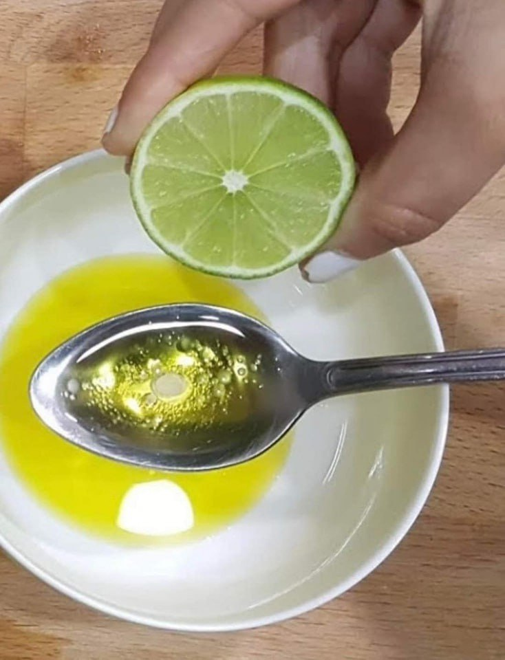 Esto es lo que ocurre en tu cuerpo cuando consumes una mezcla de aceite de oliva y limón.