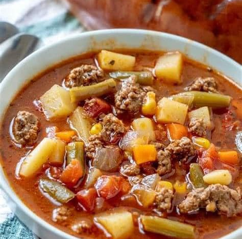 Sopa de carne y verduras