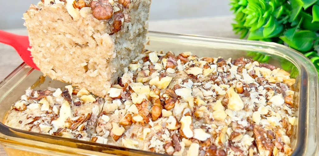 Pastel de avena saludable para el desayuno: delicia matutina sin harina ni azúcar